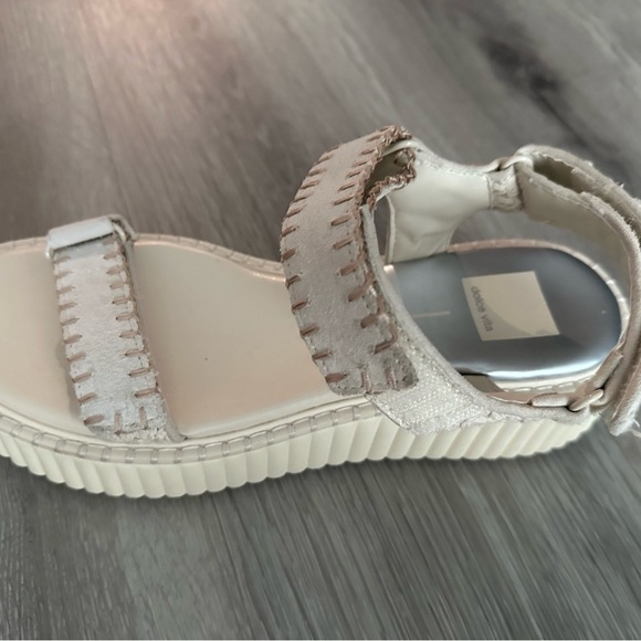 Women's Dolce Vita Debra Platform Cream Sandals - Picture 3 of 8
